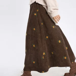Korean-Style-High-Waist-Corduroy-Embroidery-Long-Skirt-Women-Autumn-Winter-Loose-Floral-A-line-Skirt