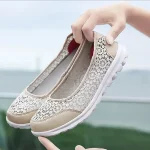 Flat-Shoes-Women-Hollow-Lace-Summer-Slip-on-Loafers-Breathable-Shallow-Boat-Shoes-Ladies-Casual-Fashion-2